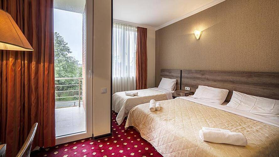 Orange Hotel
