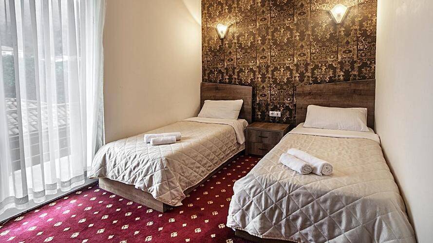 Orange Hotel