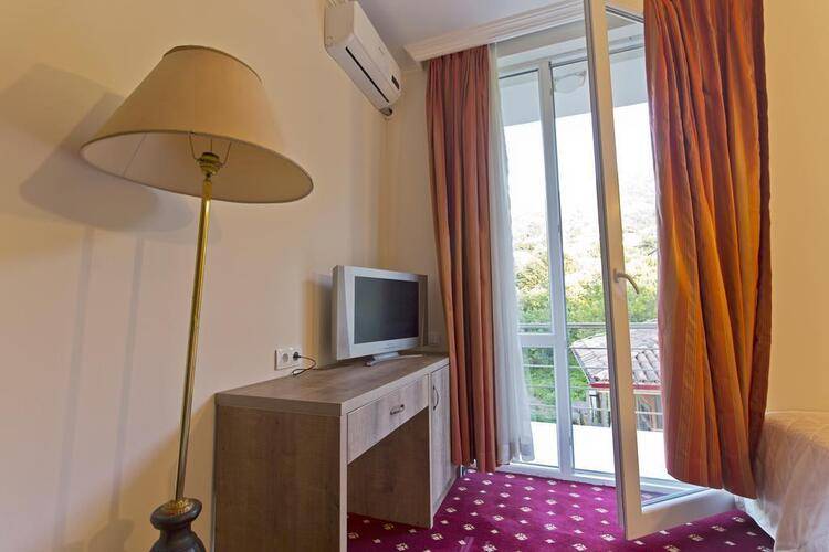 Orange Hotel