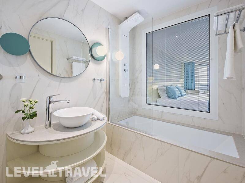 Фотография The Ivi Mare (Adults Only 16+) (Ex. Louis Ivi Mare) Фотография The Ivi Mare (Adults Only 16+) (Ex. Louis Ivi Mare)