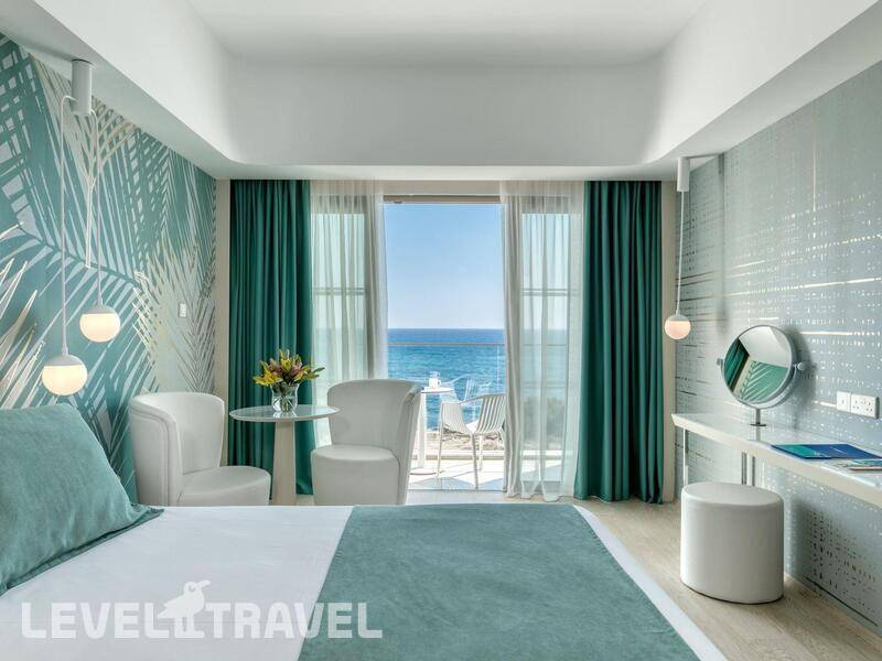 Фотография The Ivi Mare (Adults Only 16+) (Ex. Louis Ivi Mare) Фотография The Ivi Mare (Adults Only 16+) (Ex. Louis Ivi Mare)