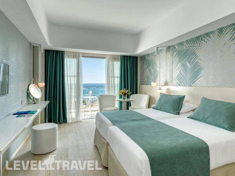 Фотография The Ivi Mare (Adults Only 16+) (Ex. Louis Ivi Mare) Фотография The Ivi Mare (Adults Only 16+) (Ex. Louis Ivi Mare)