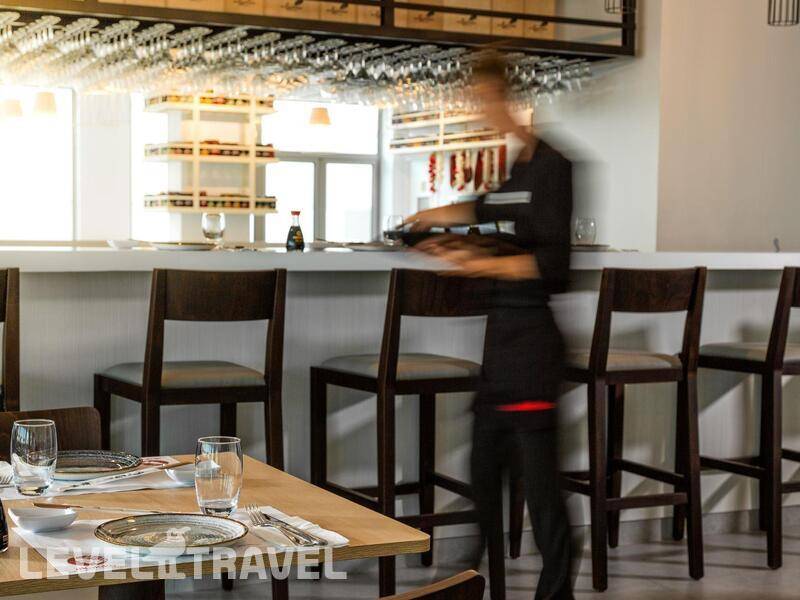 Фотография The Ivi Mare (Adults Only 16+) (Ex. Louis Ivi Mare) Фотография The Ivi Mare (Adults Only 16+) (Ex. Louis Ivi Mare)