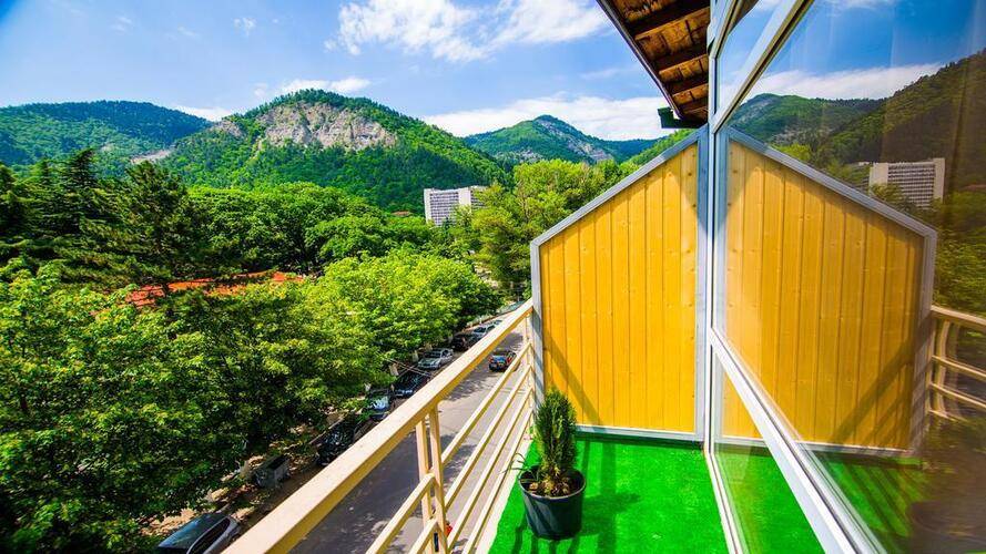 Borjomi Aisi