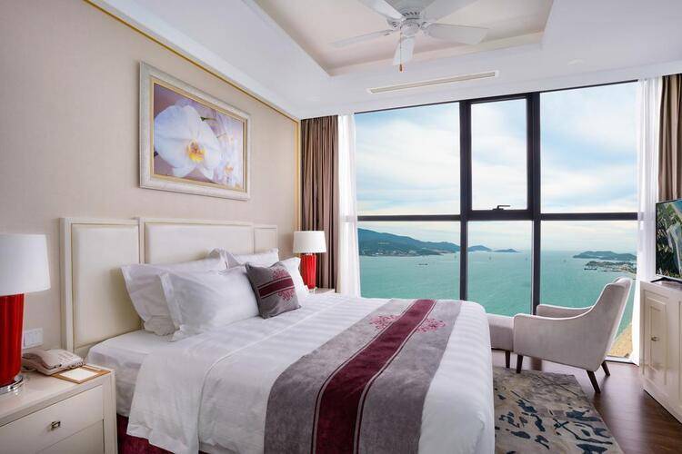 Vinpearl Condotel Beach Front Nha Trang
