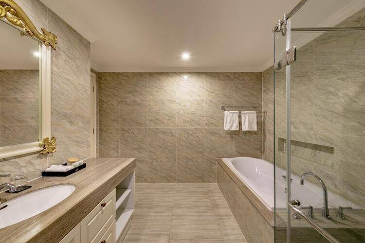 Vinpearl Discovery Sealink Nha Trang (Ex. Vinpearl Discovery 2 Nha Trang)