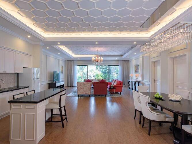 Vinpearl Discovery Sealink Nha Trang (Ex. Vinpearl Discovery 2 Nha Trang)