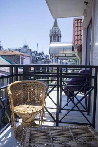 Hotel 16