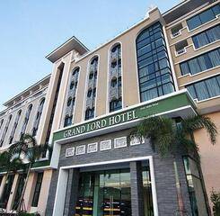 $item['hotel']['name']