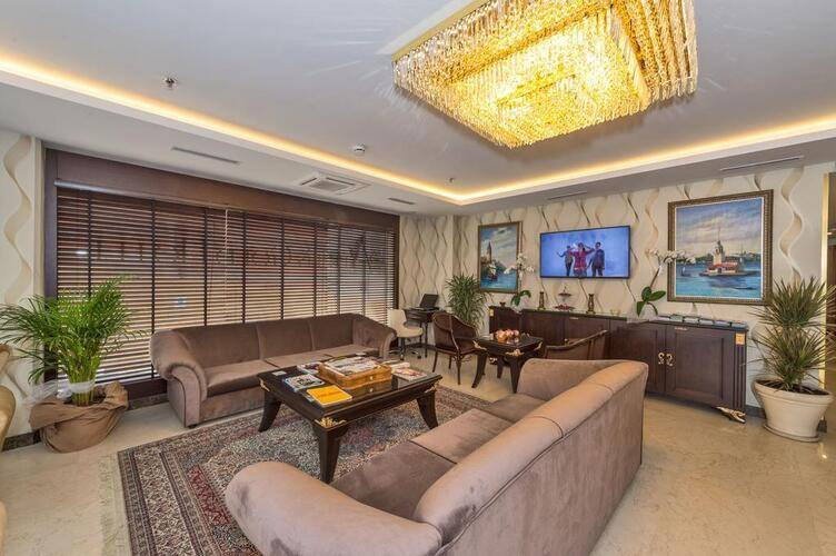 Aprilis Gold Hotel