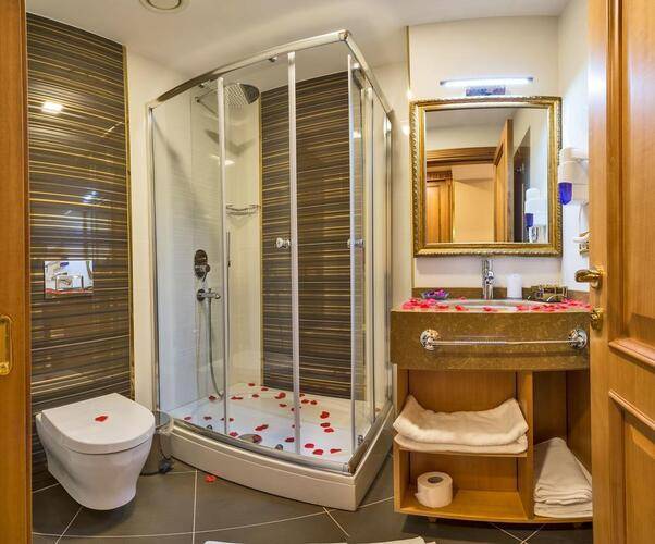Aprilis Gold Hotel