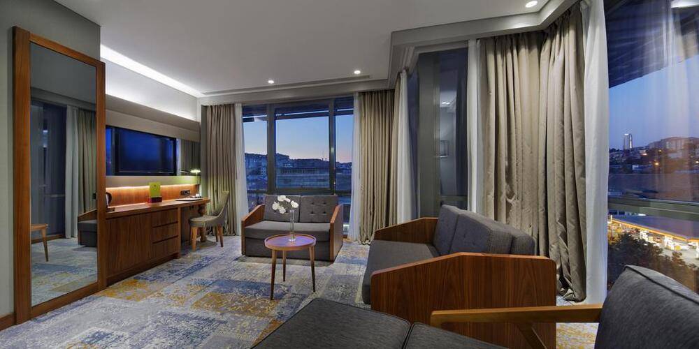 Doubletree By Hilton Istanbul Piyalepasa