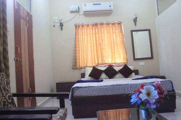 Sun N Moon Guesthouse