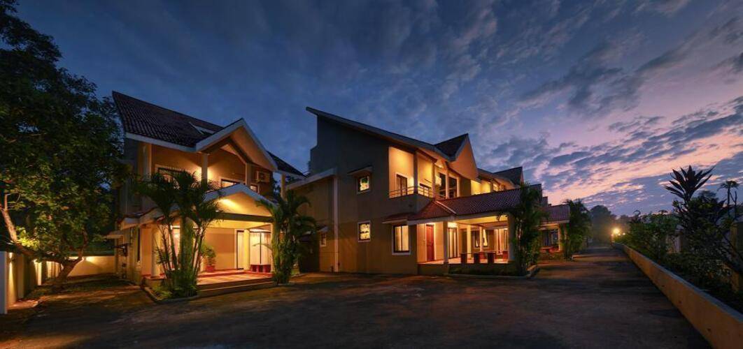Treehouse Blue Villas