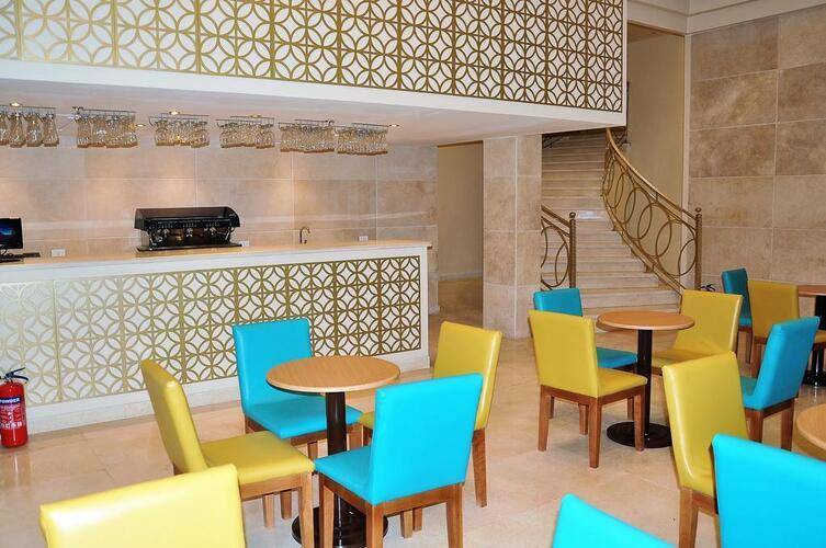 Cleopatra Hotel