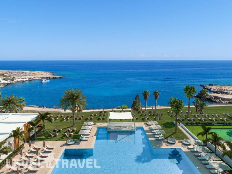 Фотография Sunrise Jade (Adults Only 14+)