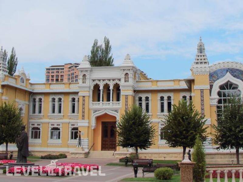 Фотография Главные Нарзанные Ванны
