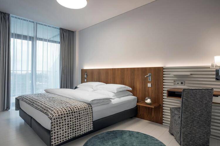 Crystal House Suites & Spa