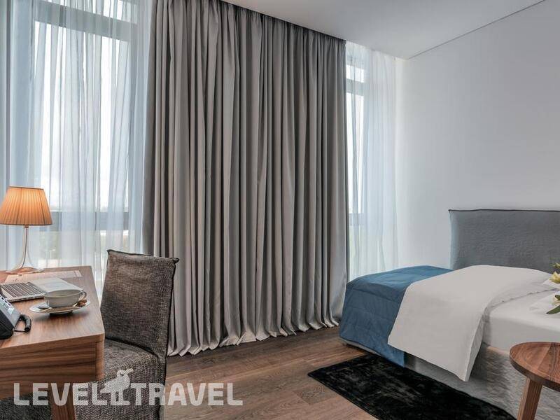 Фотография Crystal House Suites & Spa Фотография Crystal House Suites & Spa