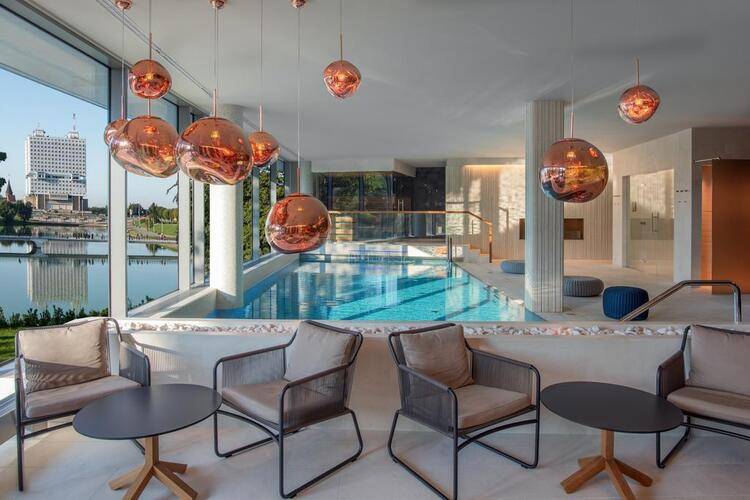 Crystal House Suites & Spa