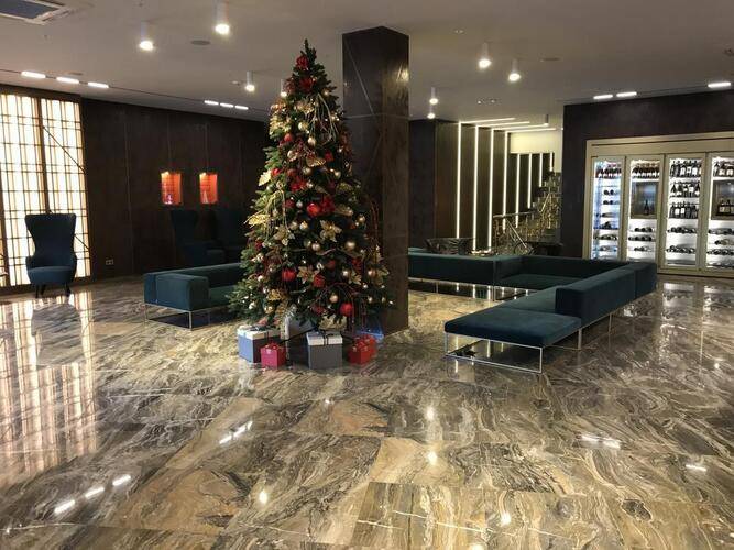 Crystal House Suites & Spa