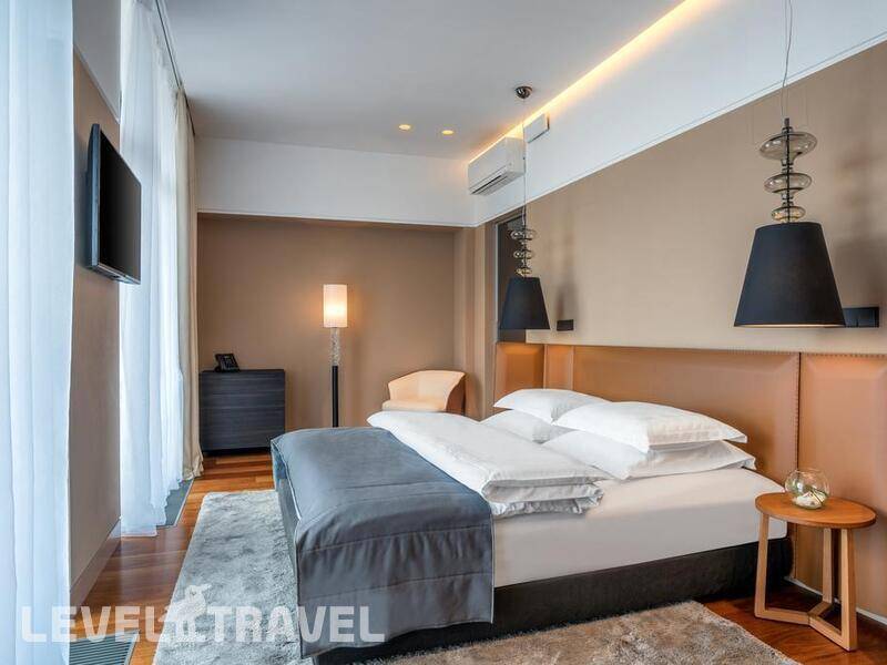 Фотография Crystal House Suites & Spa Фотография Crystal House Suites & Spa