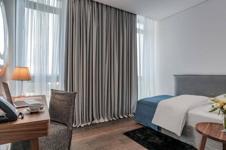 Crystal House Suites & Spa