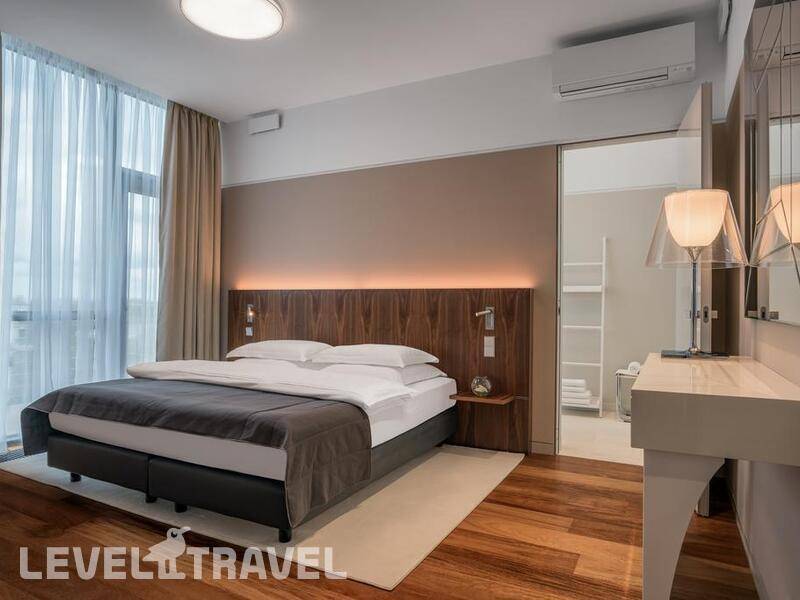 Фотография Crystal House Suites & Spa Фотография Crystal House Suites & Spa