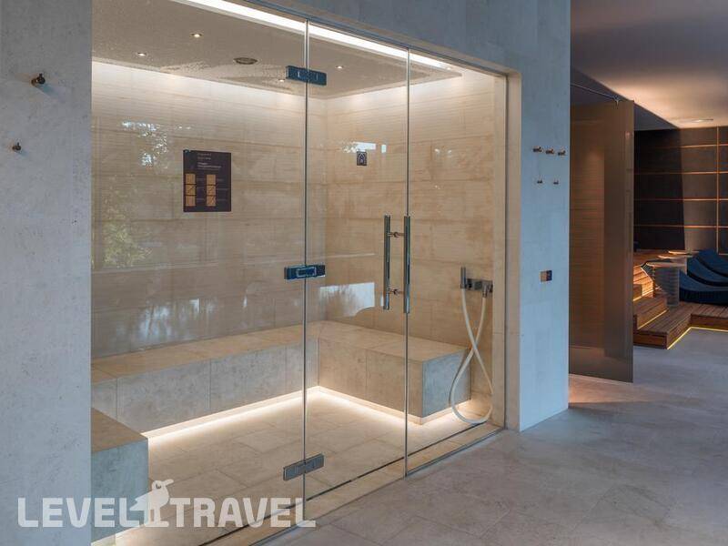 Фотография Crystal House Suites & Spa Фотография Crystal House Suites & Spa