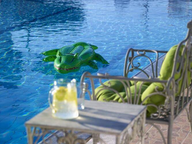 Sun Village Malia Boutique