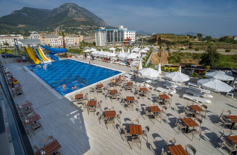 Campus Hill Hotel