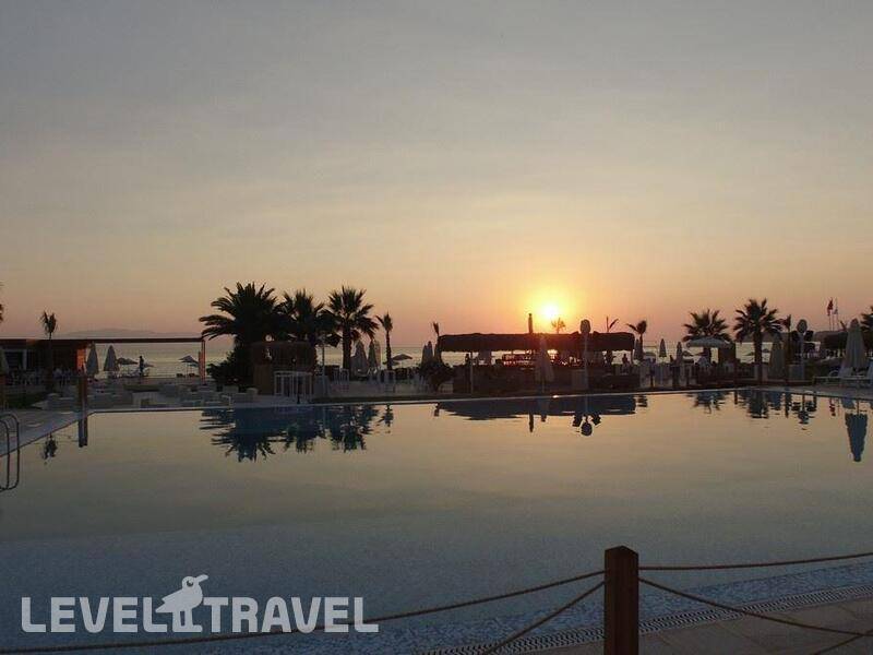 Фотография Risus Aqua Beach Resort Hotel Фотография Risus Aqua Beach Resort Hotel