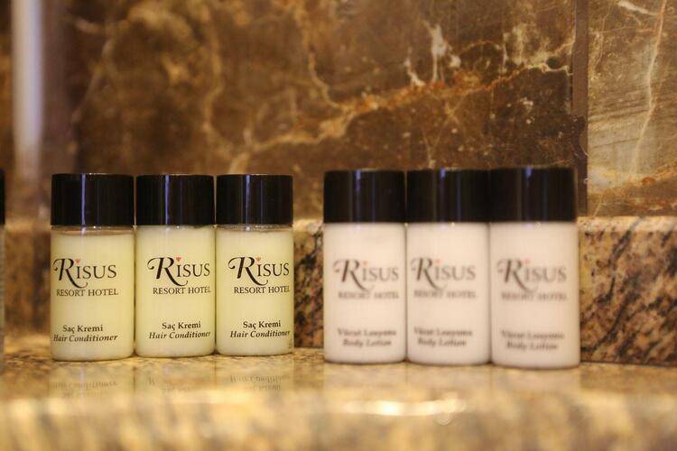 Risus Aqua Beach Resort Hotel