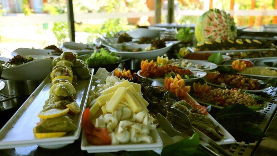 Risus Aqua Beach Resort Hotel