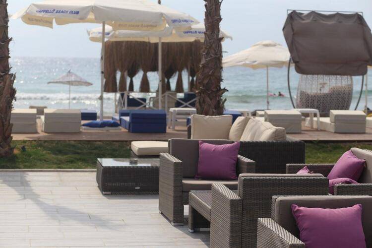 Risus Aqua Beach Resort Hotel