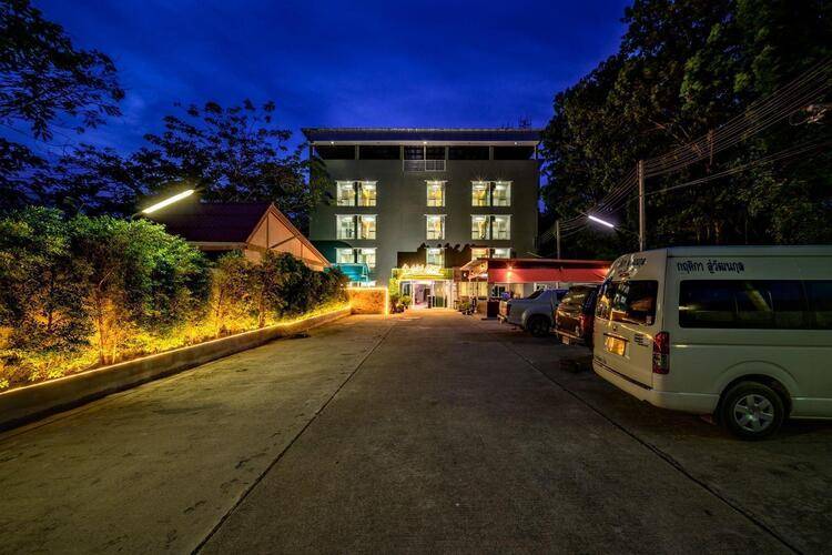 Nai Yang Place Phuket Airport