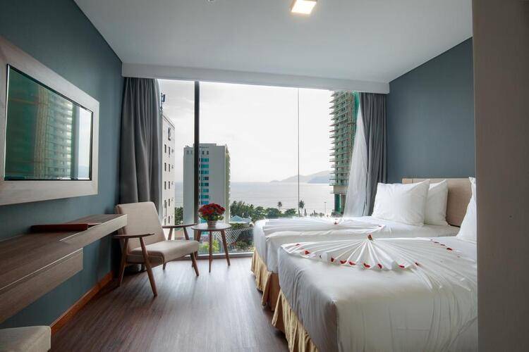Libra Hotel