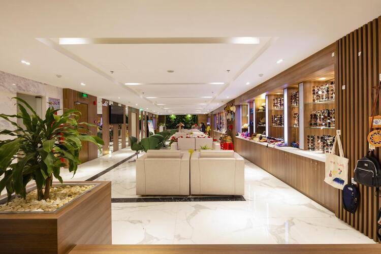 Libra Hotel