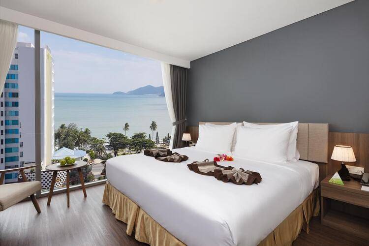 Libra Hotel