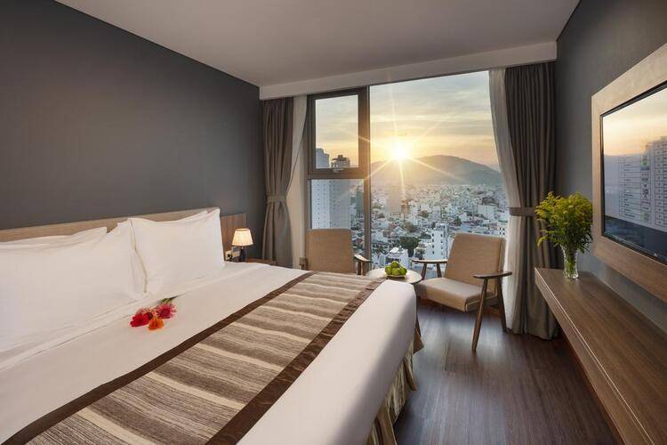 Libra Hotel