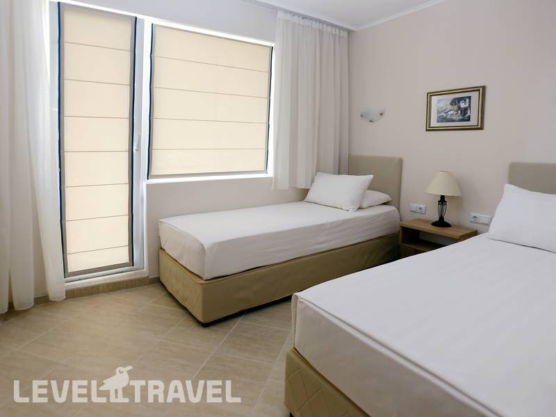 Фотография Sunrise Gardens