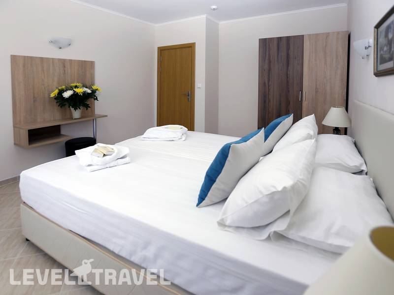 Фотография Sunrise Gardens