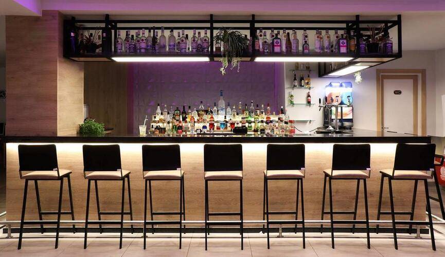 Ekati Mare Suites & Villas