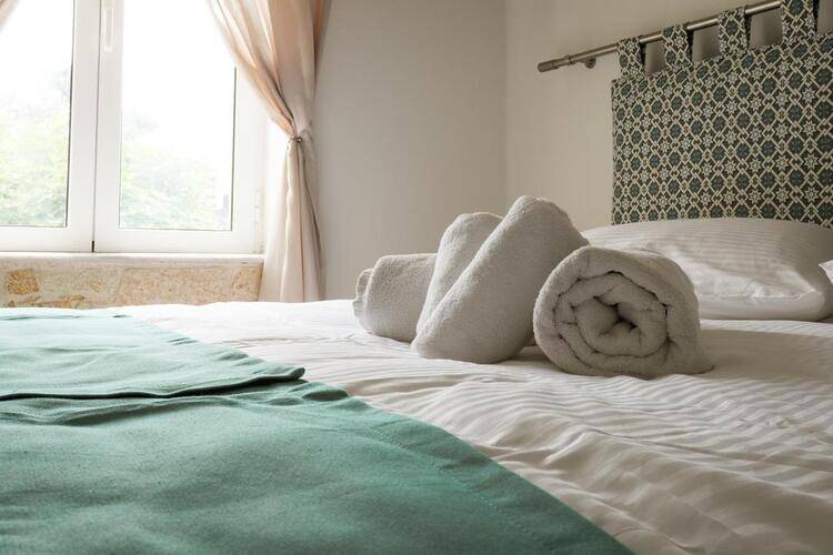 Ekati Mare Suites & Villas