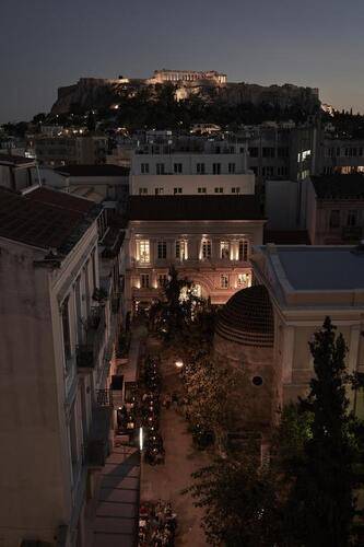 Perianth Hotel