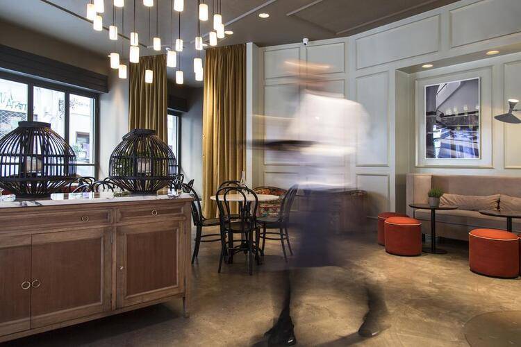 Perianth Hotel