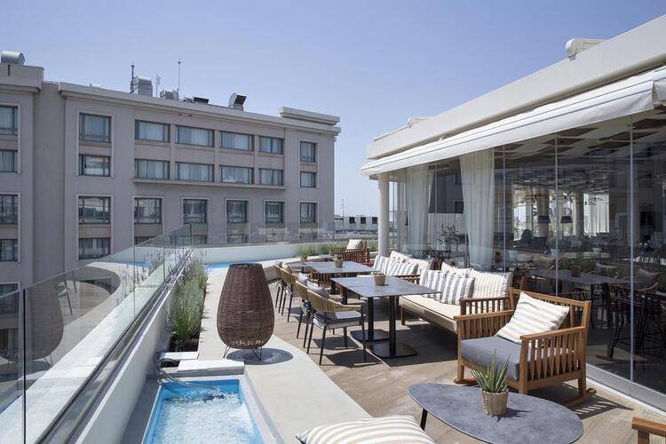 Wyndham Athens Residence