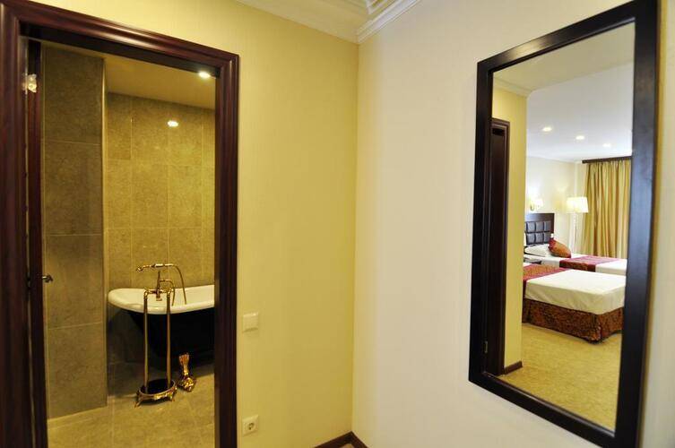Velvet Hotel