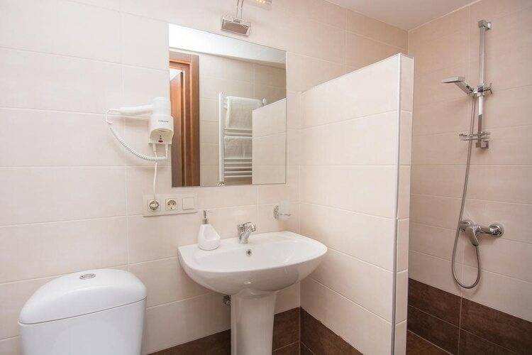 Reverence Hotel — фото 7