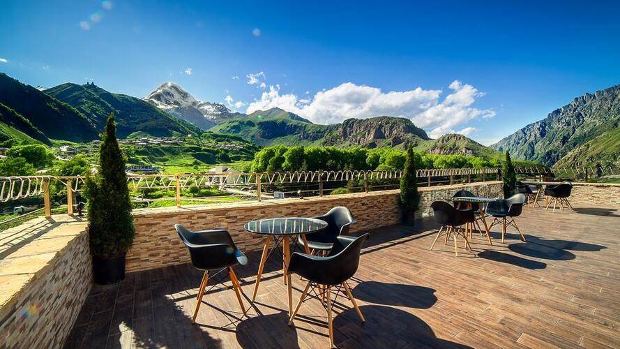 Porta Caucasia Kazbegi
